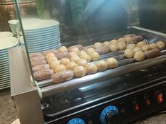 -金滏山·烤肉海鲜火锅自助(襄阳万达店)