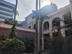 -香港大学