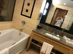 -海创大连科技交流中心(海事大学地铁站店)