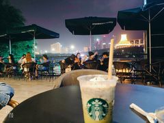 -星巴克(南宁民歌湖店)