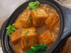自制鲍汁豆腐煲-李记潮汕砂锅粥(营福路店)