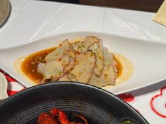 -肥肥虾庄·金牌油焖大虾(汉街SKP店)