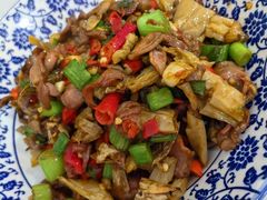 白辣椒炒鸡胗-新新湘菜馆(新中街二条店)