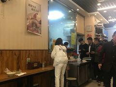 大堂-真素诚·清真(新华路店)
