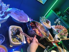 -唯爱KTV聚会餐厅(仙林东城汇店)