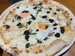 -JINNS锦时 steak&pizza(浸信会礼拜堂旧址店)