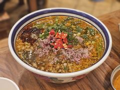 -云阿蛮云南生烫牛肉米线(奉贤路店)