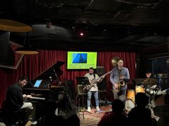 -东岸Cafe 爵士俱乐部