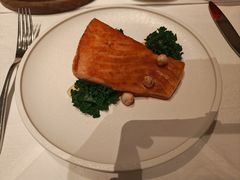 -罗宾斯牛排馆(重庆丽晶酒店)