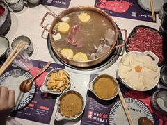 -牛村来人潮汕牛肉火锅(西单店)