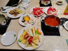 -爱伲牛肉火锅自助(景洪店)