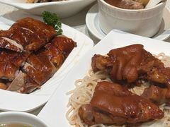 -香港新发烧腊茶餐厅(水围店)
