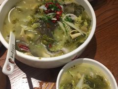 -渝是乎川渝小炒(新世界百货望京店)