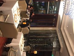 -龙虾酒吧扒房(宁波香格里拉店)