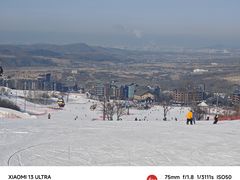 -中旅松花湖滑雪场