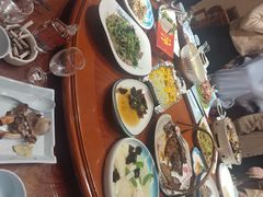 -乔家小院•非遗驴肉•青岛菜(滨河路店)