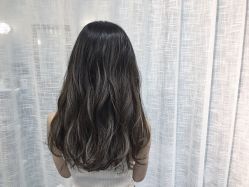 -HAIR HERE造型
