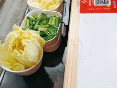 -鲁员外地锅鸡地锅鱼(古墩路店)