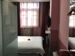 -德全心悦酒店(北京金台路地铁站店)