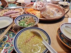 -洱火云南酸菜牛肉火锅(石景山当代商城店)