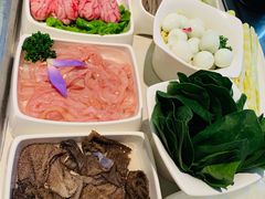 -海底捞火锅(珠影星光城夜宵主题店)