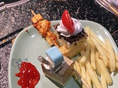 -釜御山海鲜烤肉火锅自助(新城市中心店)