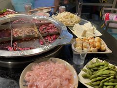 -洞亭火锅(防空洞总店)