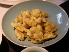 薄荷青汁酥小肉-庐灶江南·江南菜·四合院Bistro(东直门雍和宫·原华侨宾馆店)