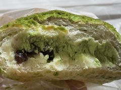 抹茶青柚软心面包-好利来(西宸广场店)