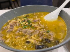 秘制酸汤肥牛-鹿港小镇(黄金店)