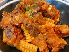 玉米烧排骨-刘胖子家常菜·蹄花焖藕(中南店)