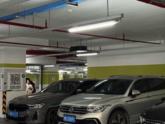 -北外滩来福士办公楼西塔-地下停车场