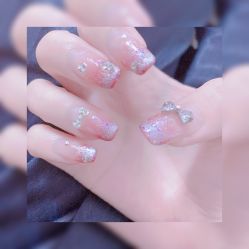 -晨·艺美甲美睫