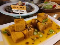 -隔壁老王·家常云南菜(花巷店)