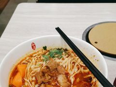 -康师傅私房牛肉面(马泉营奥莱店)