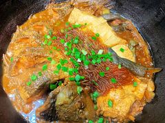 -鱼窝棚柴火铁锅炖(富山屯店)