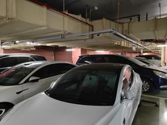 -上海来福士广场-停车场