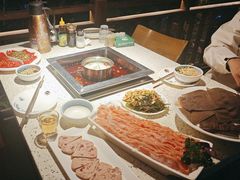 -二荆条·蜀鲜汇城市森林火锅