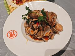 -肥肥虾庄·金牌油焖大虾(杨园滨江时代walk店)