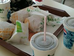 -华莱士·全鸡汉堡(坡头店)