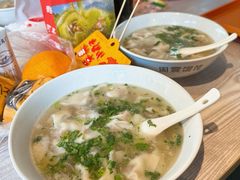 -周震馄饨(雅达阳羡溪山店)