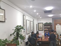 -秦汉胡同书法国画古筝围棋书院(漕宝日月光分馆)
