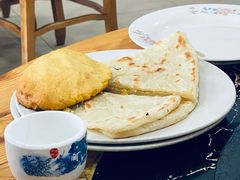 玉米贴饼-山城家常菜铁锅炖鱼