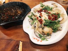 -老东镇啤酒屋海鲜加工·蒸汽海鲜·海鲜烧烤(台东店)