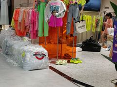 -广州壹马服装广场