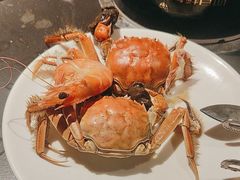-钱小奴海鲜自助黑金店(杭州滨江龙湖店)