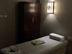 包房-裕和堂中医推拿艾灸(太古汇臻品店)
