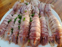 -三亚火车头万人海鲜广场