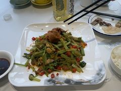 -民族手抓羊肉馆·滩羊手抓·烤全羊