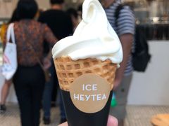 桃桃冰淇淋-喜茶(上海泰禾大厦店)